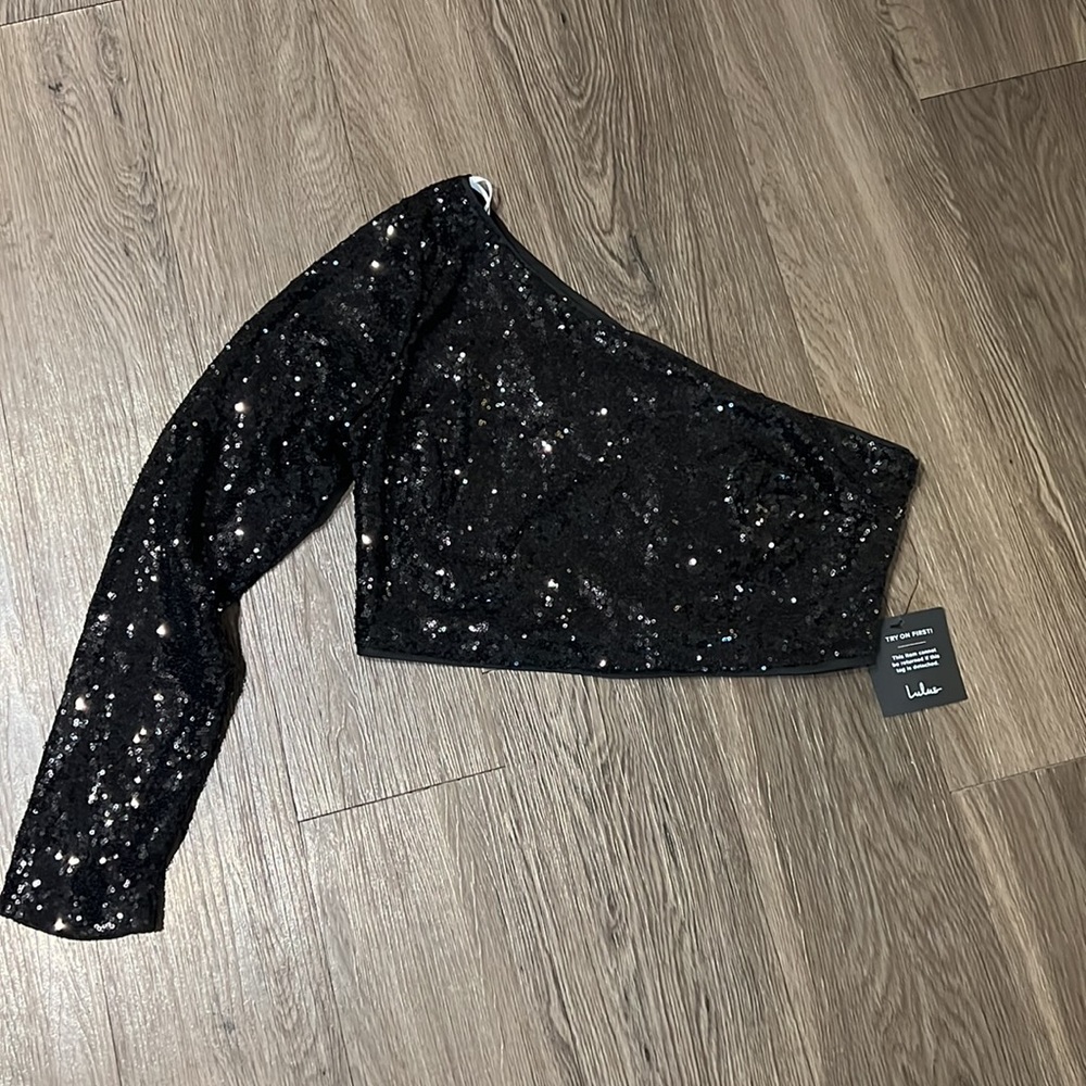 Lulu’s One-Shoulder Sequin Crop Top